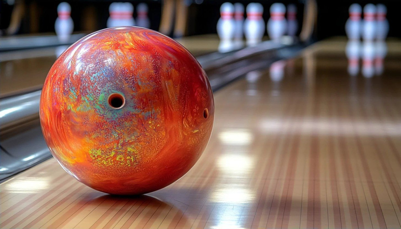 Guida definitiva per scegliere la palla da bowling perfetta